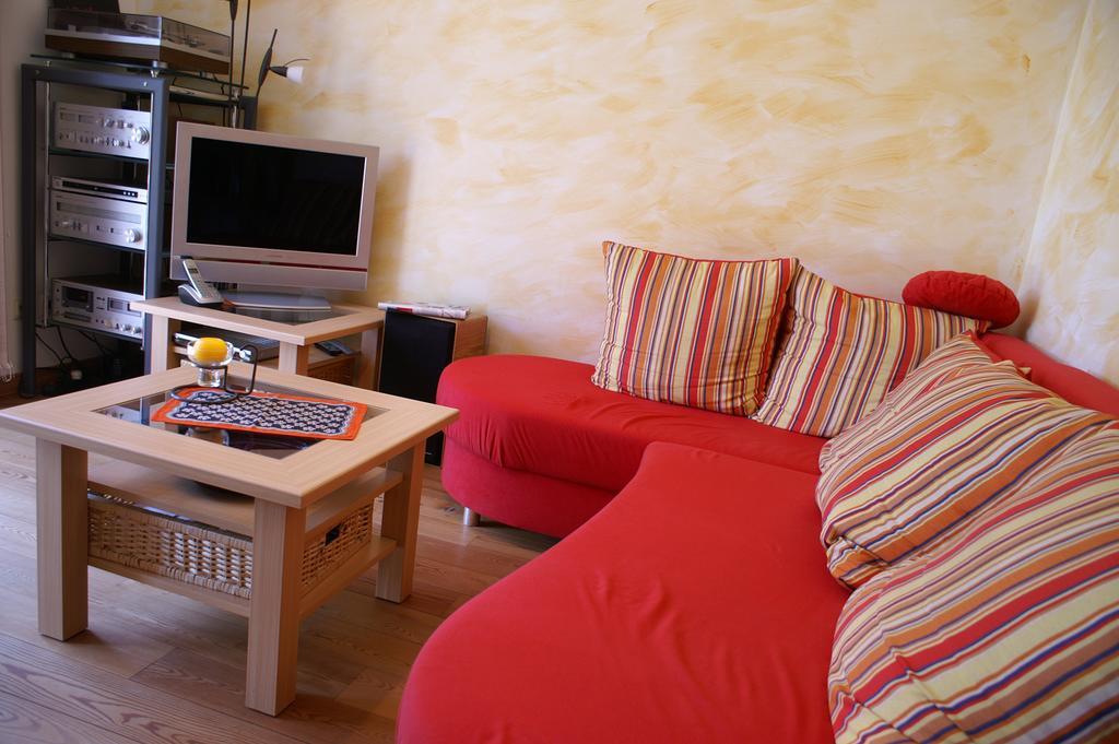 Emkendorf - An Den Teichen Apartment Екстериор снимка
